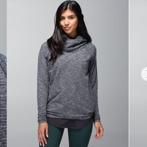 Lululemon Healthy Heart Pullover     Coco Pique Black